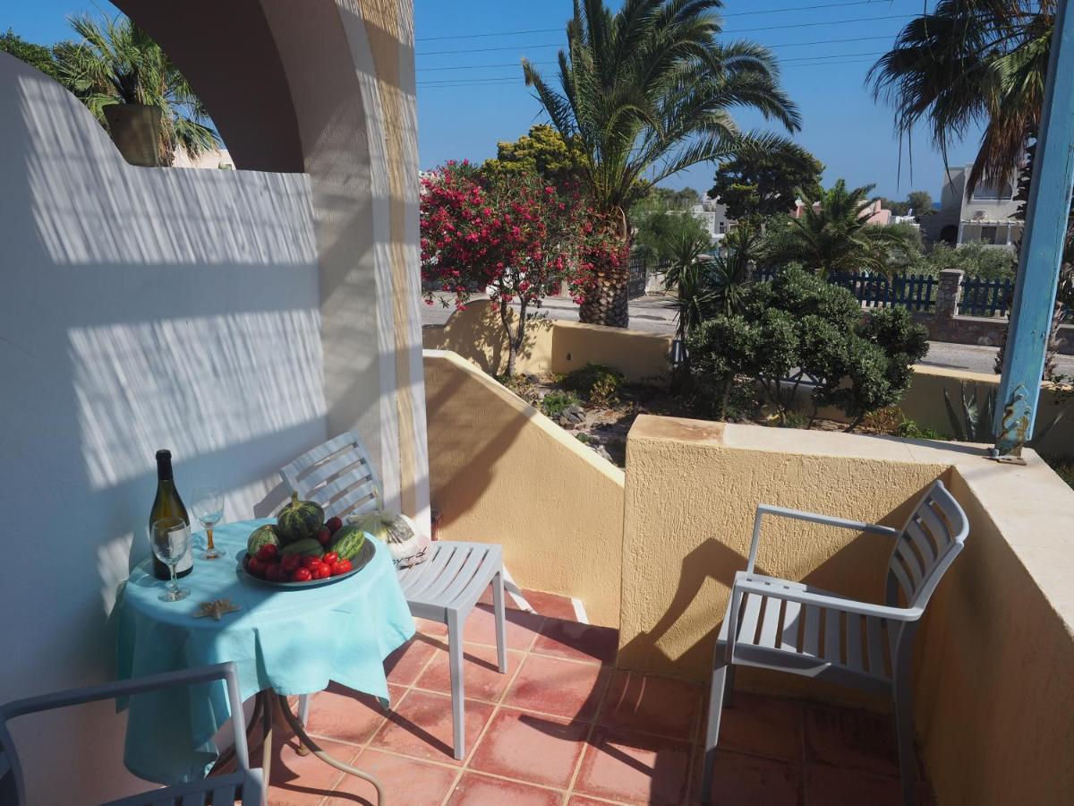 Asterias Mini Coastal Apartments Периволос Экстерьер фото