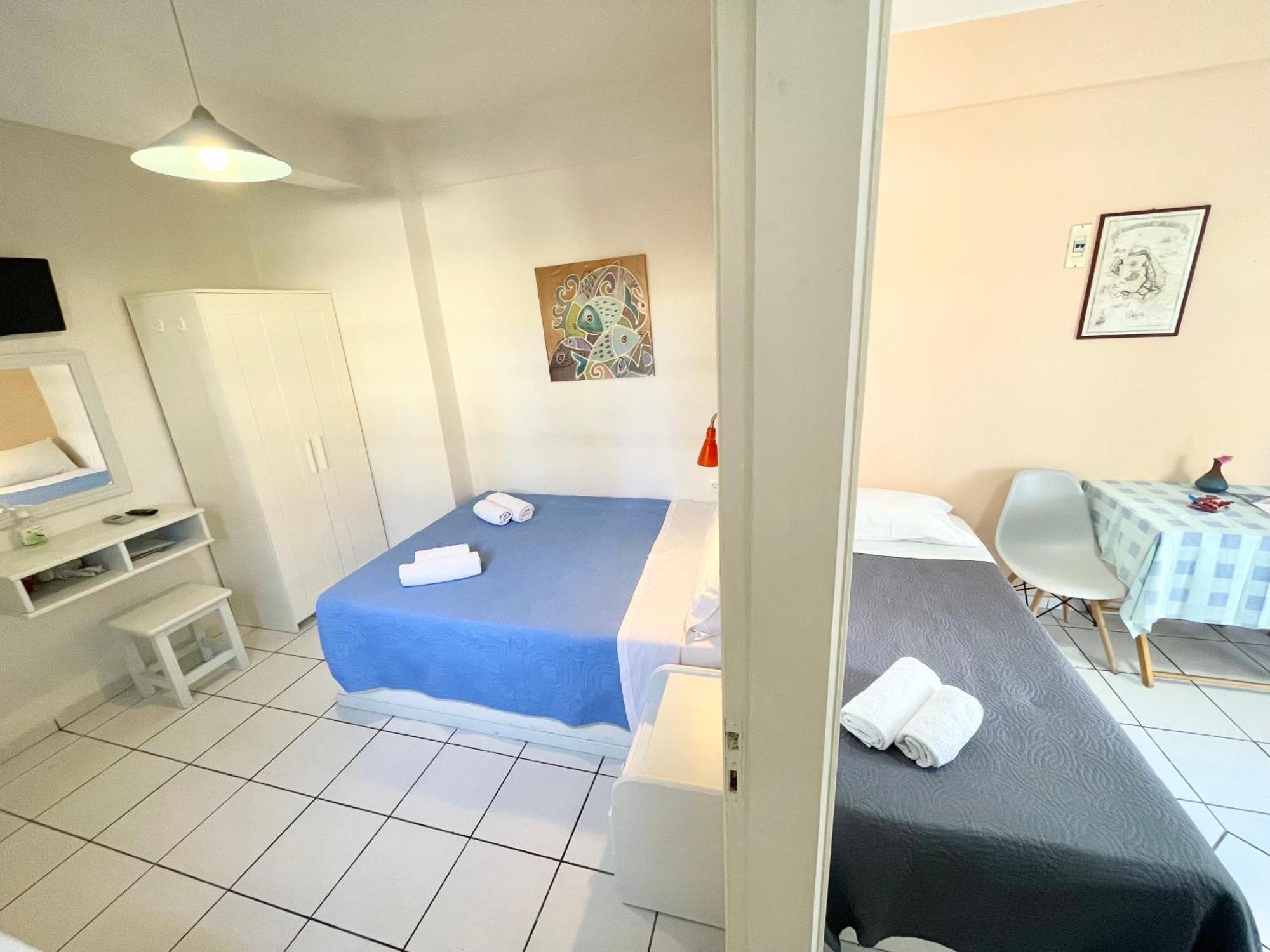 Asterias Mini Coastal Apartments Периволос Экстерьер фото
